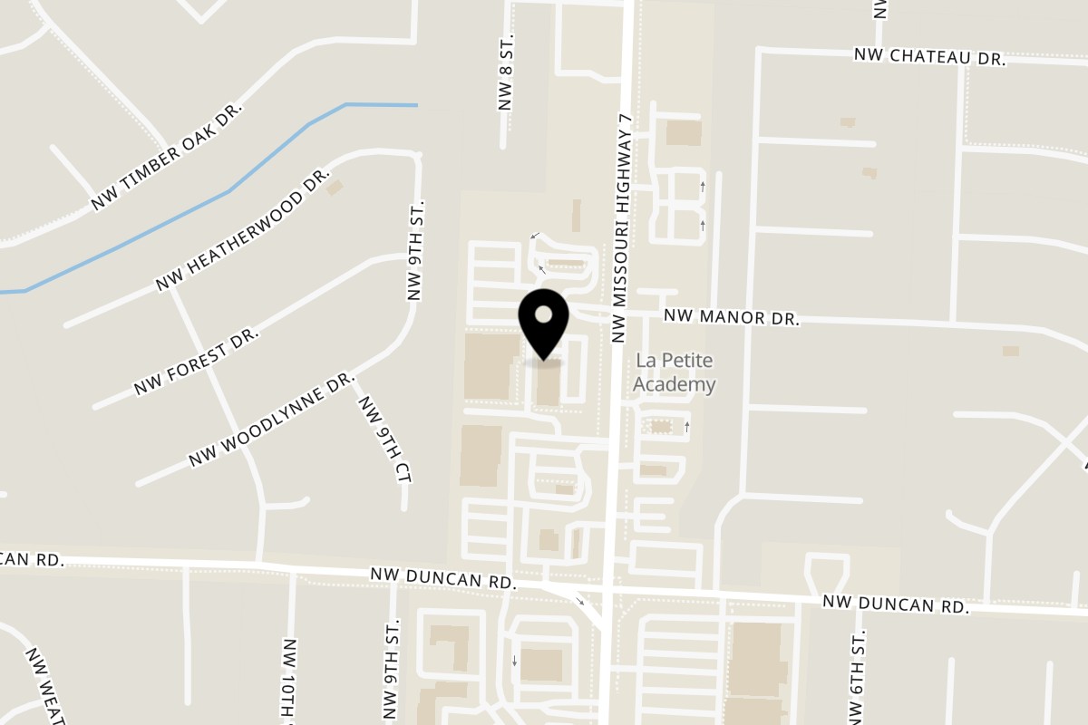 Map showing the location of Yummy's Donut Palace Blue Springs on 2009 NW Hwy 7 in Blue Springs
